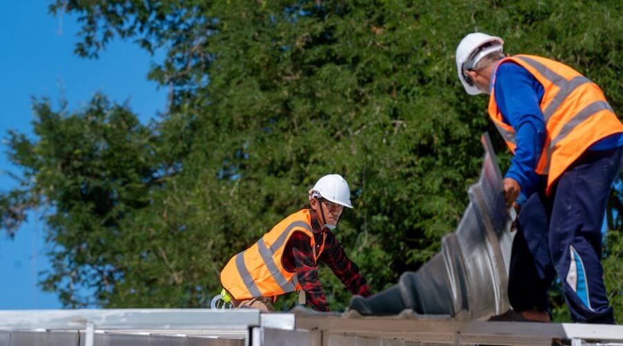 Professional New roof installation in Dimock, SD